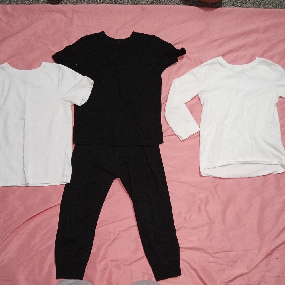 Boys bundle - Picture 2 of 2